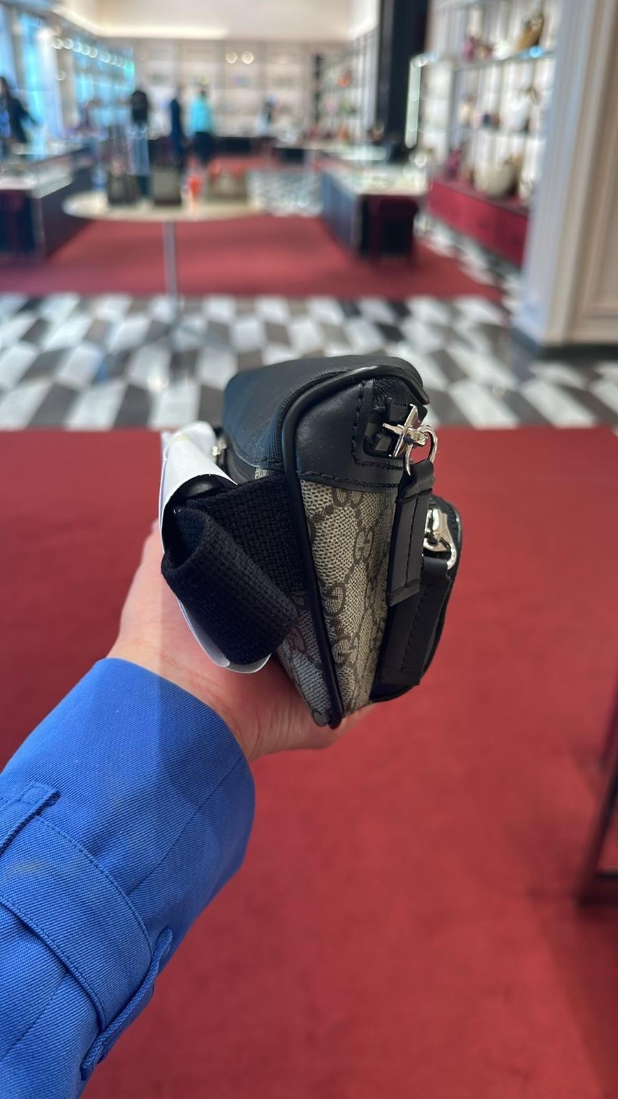 V73 Gucci GG Supreme canvas Eden belt bag