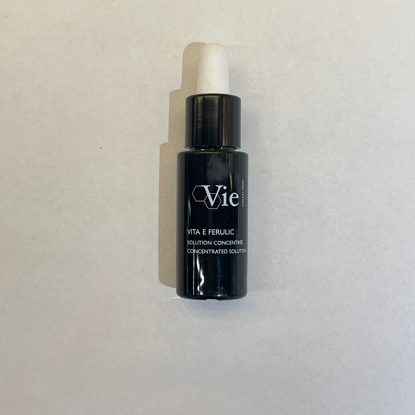 關鍵字BE42. VITA E FERULIC SOLUTION CONCENTREE 15ML優惠$799