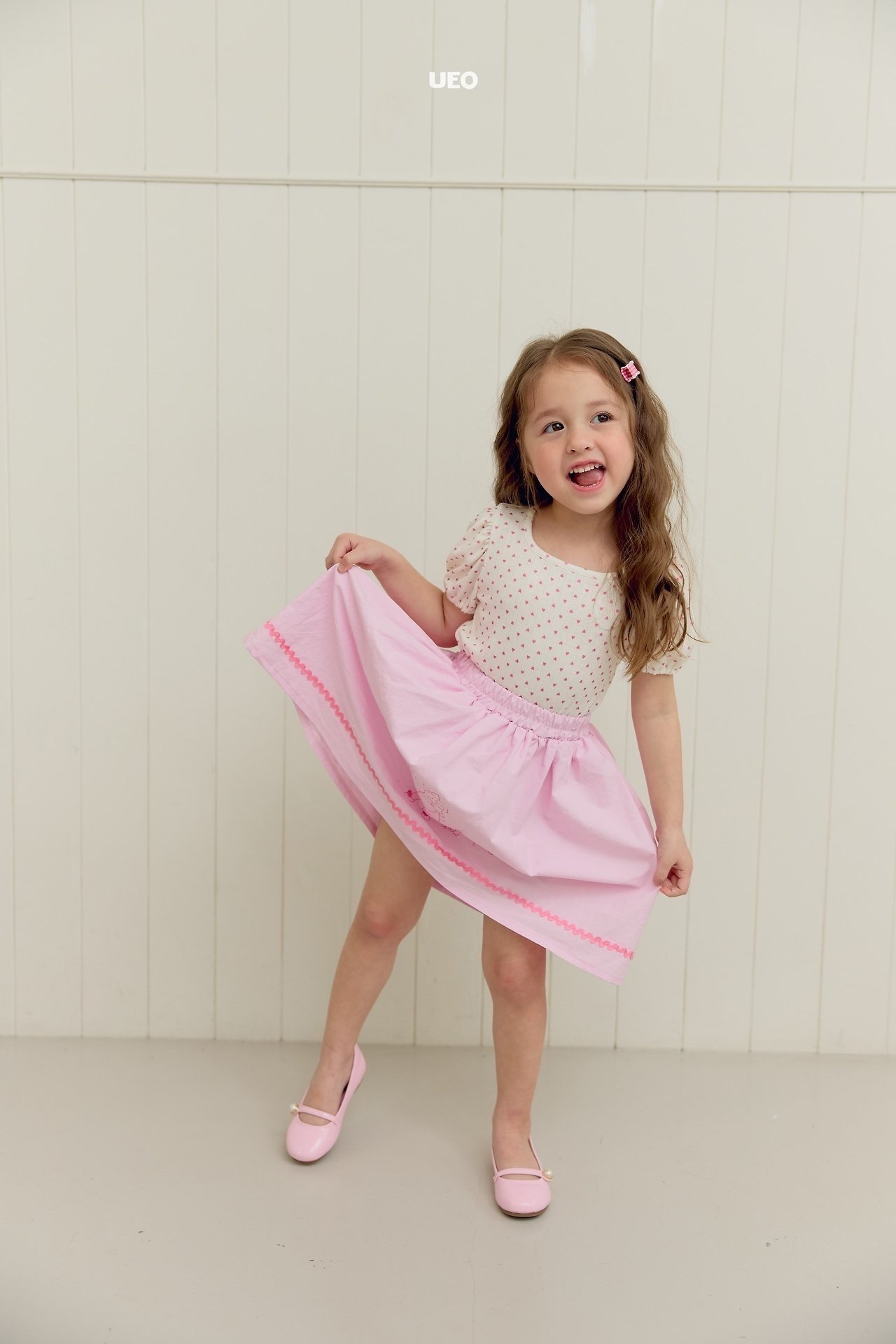 Ueo Girl and Duck Skirt