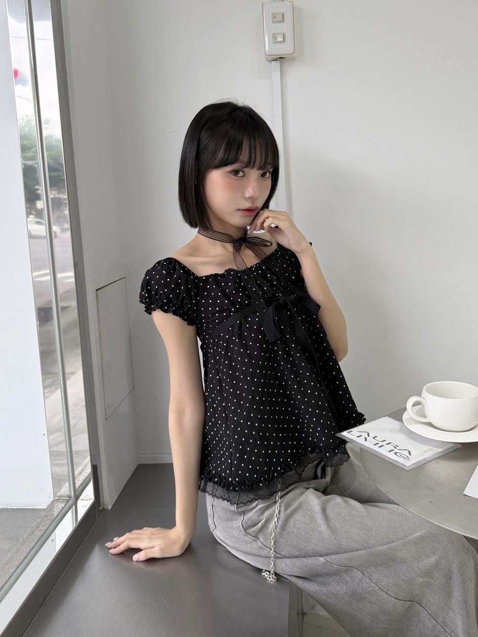 仙女感拿捏🤌蕾絲波點綁帶上衣(2色)