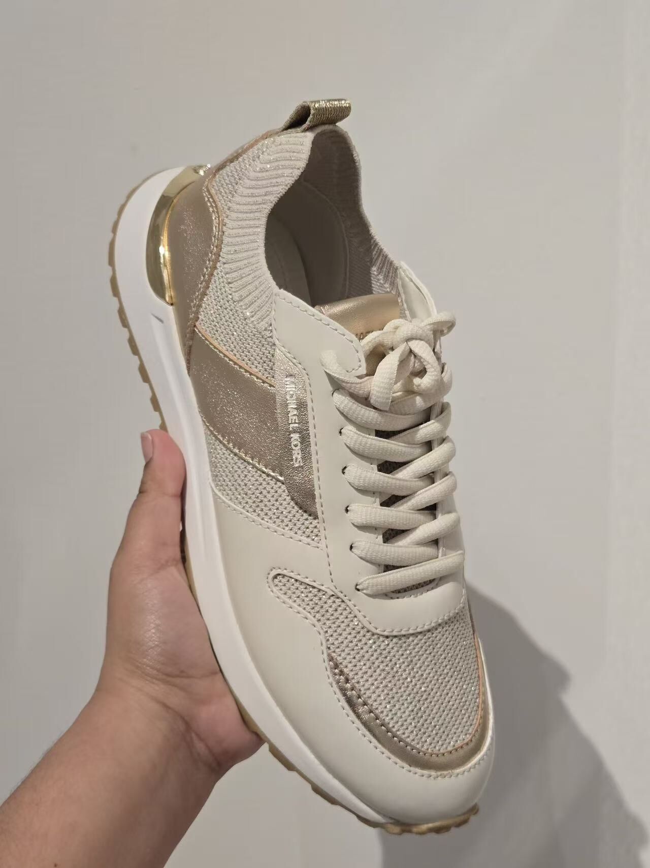 【預購】Michael Kors H051624 女裝金色鞋子