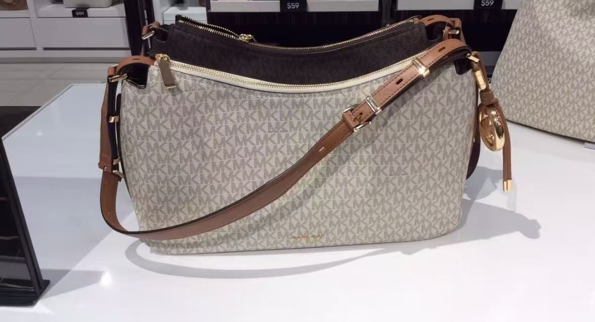 【預購】Michael Kors H051626 Nolita白色單肩包