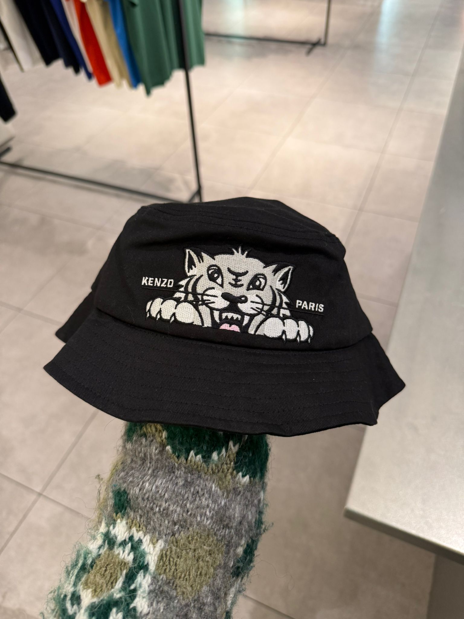LYS01962 Kenzo 刺繡老虎頭黑色漁夫帽
