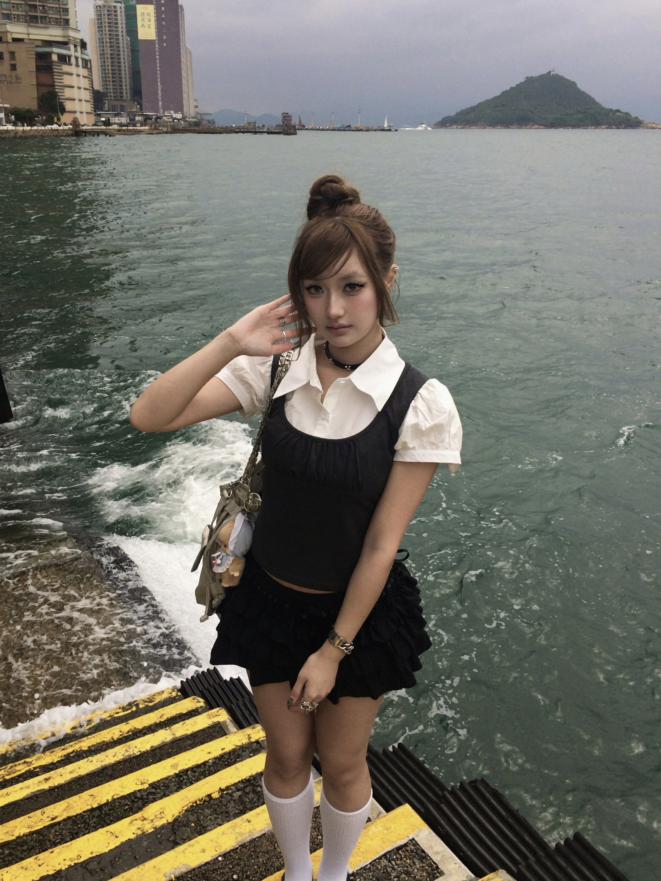 韓系學姊 假兩件泡泡袖修身襯衫 深灰色