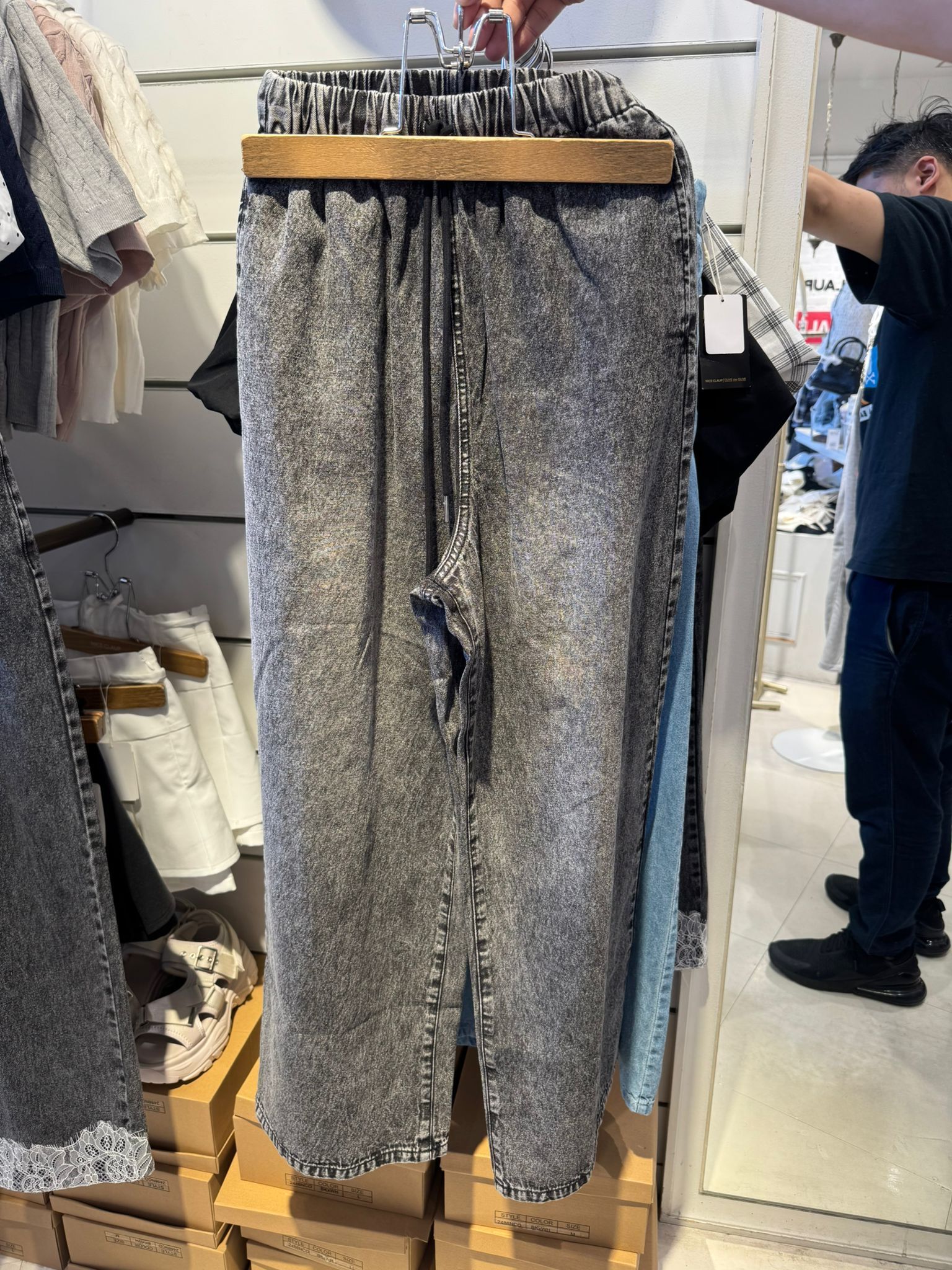 NC25 腰25-38 長39 hip 50 $299