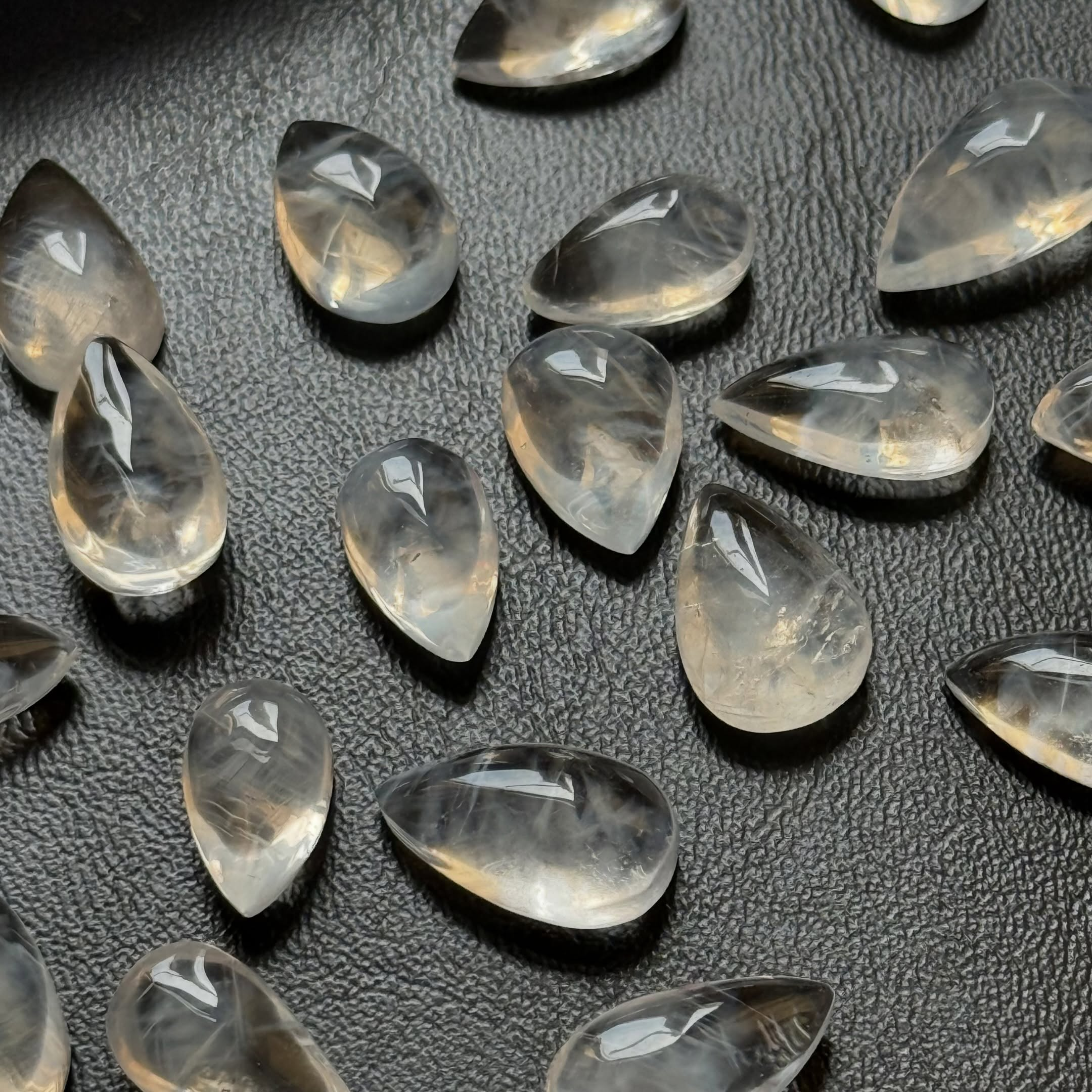 [原石] 藍針石 / 藍針白水晶 水晶蛋面 水晶墜面