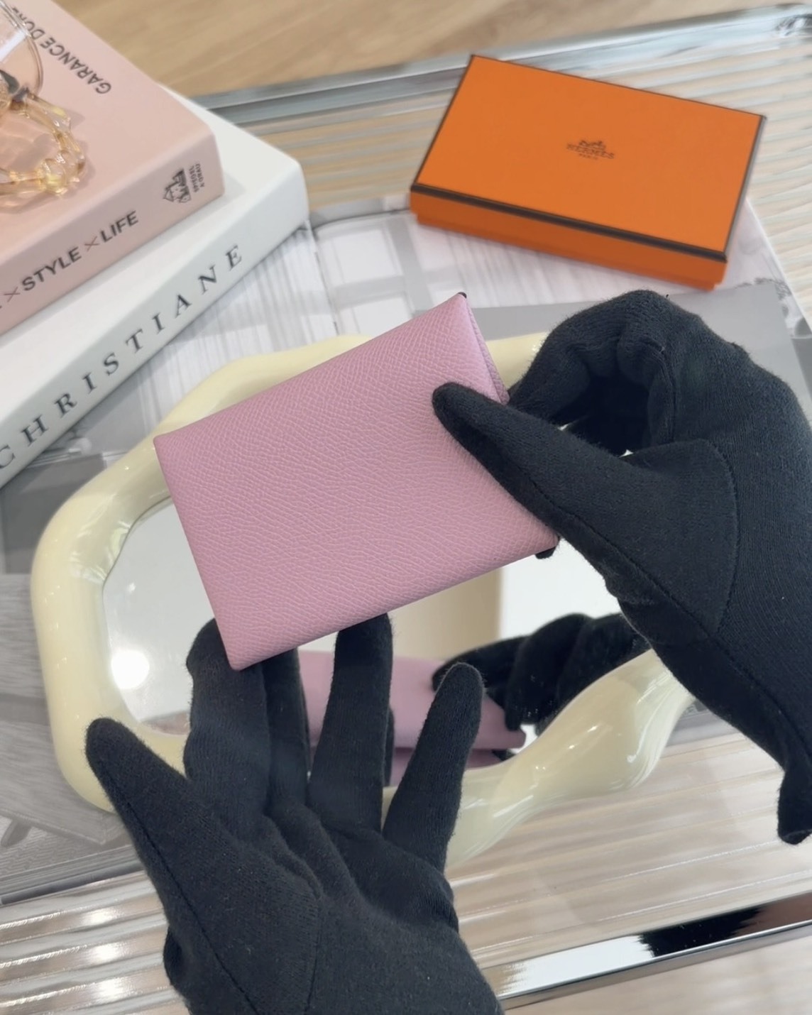HERMES｜CALVI DUO 櫻花粉