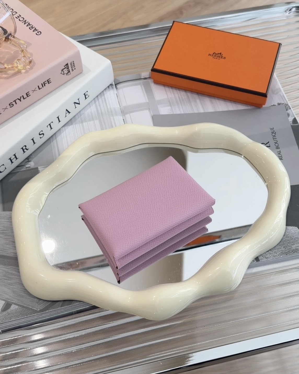 HERMES｜CALVI DUO 櫻花粉