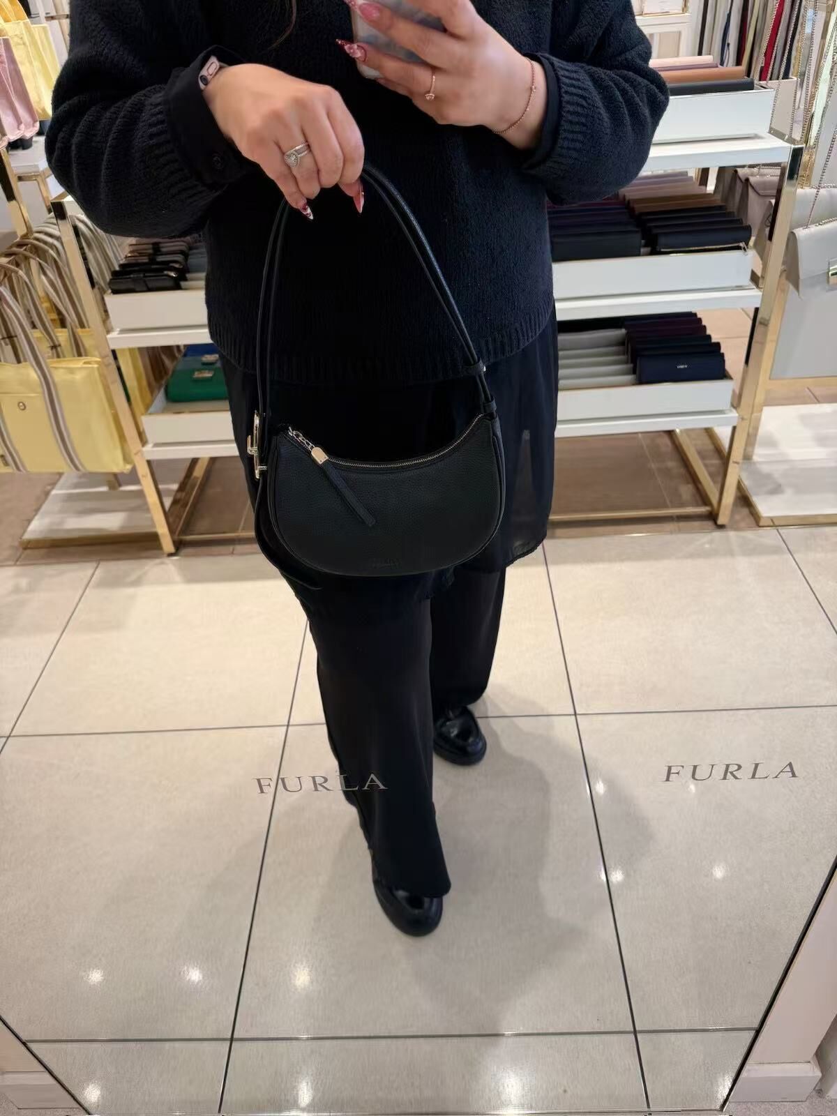 【預購】 Furla  H051638 Mialuna 黑色小號斜挎包