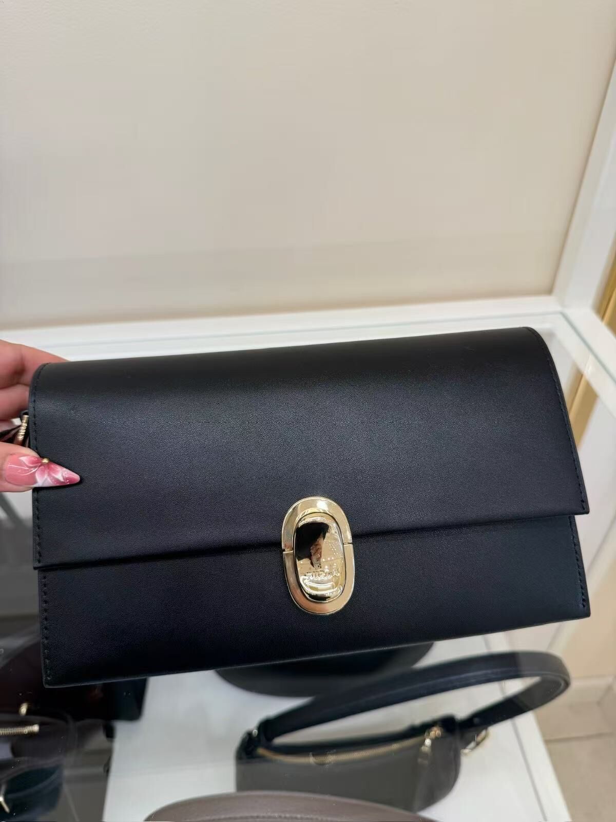 【預購】 Furla  H051643 Eclisse 黑色斜挎包