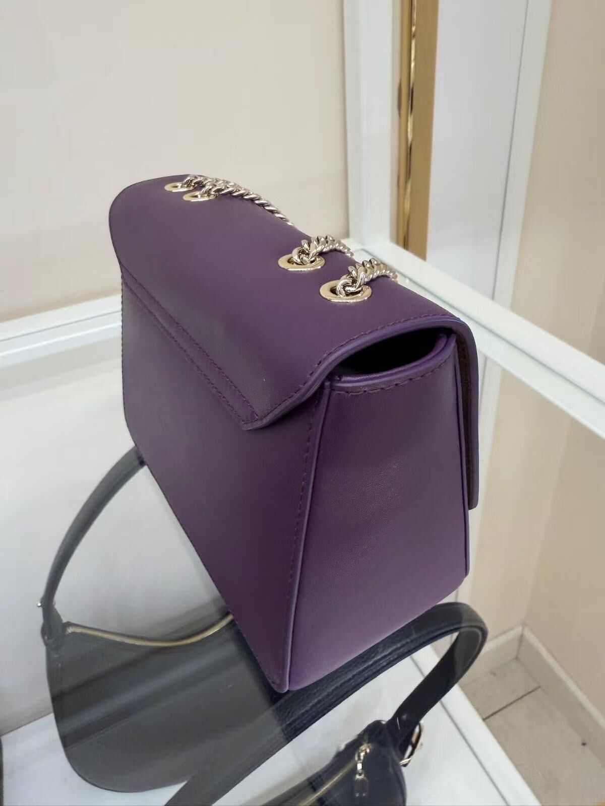 【預購】 Furla  H051646 紫色Venere 鏈條斜挎包