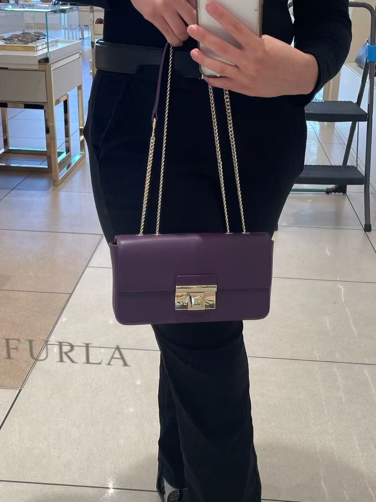 【預購】 Furla  H051657 Venere 紫色鏈條斜挎包