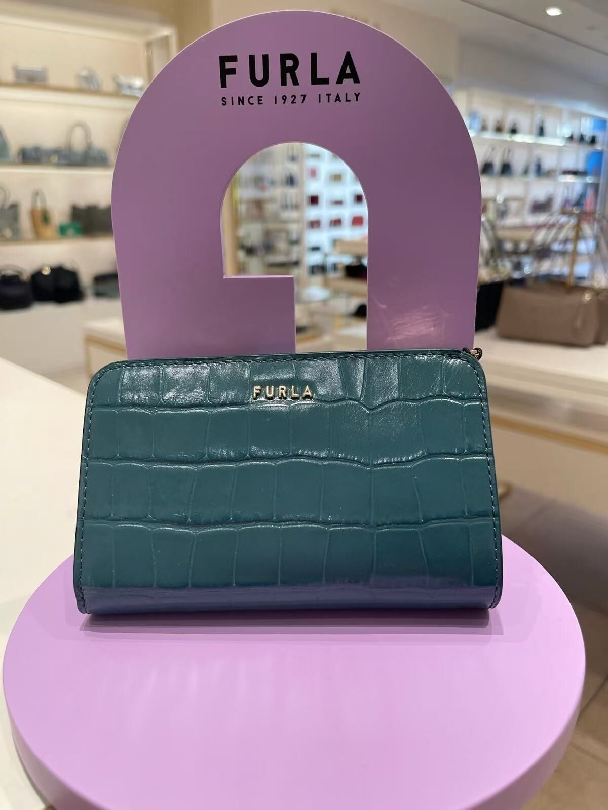 【預購】 Furla  H051659 藍綠色銀包