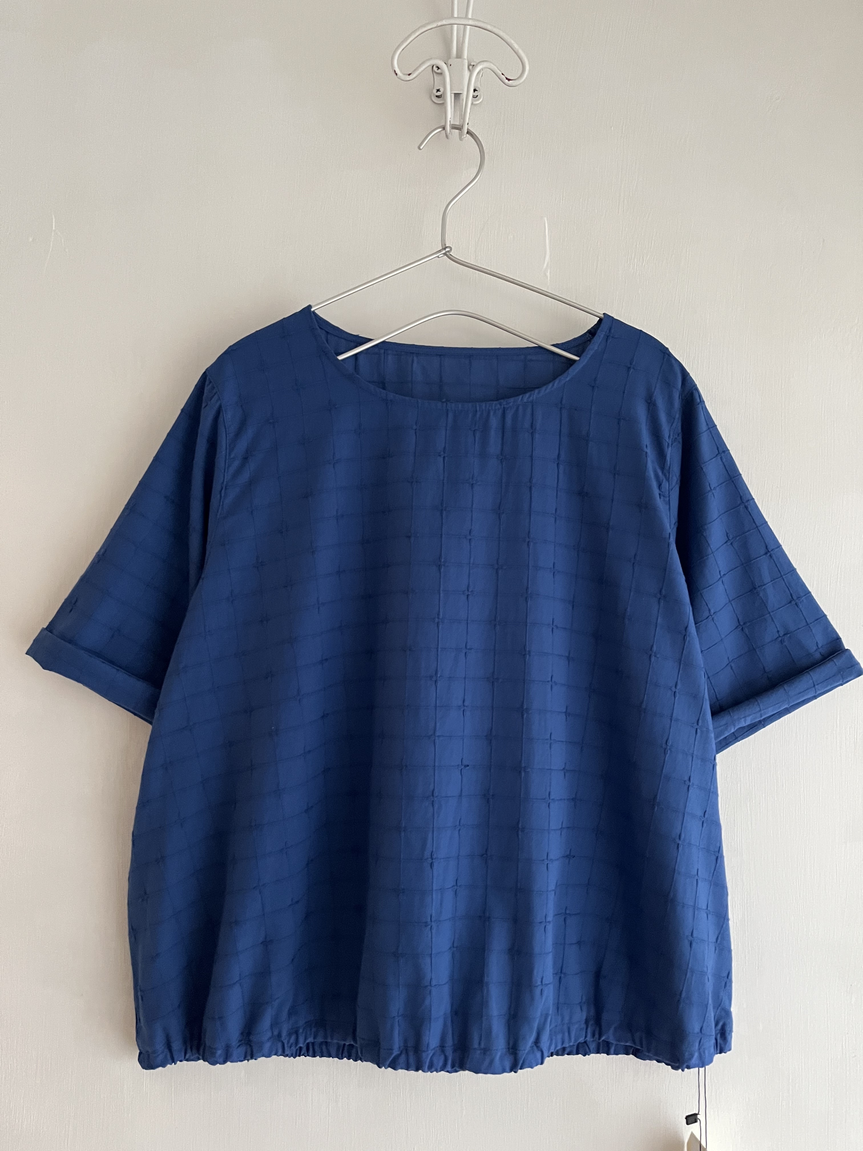 LECIEL A TEMPSDOUX藍色刺繡格仔立體花花top