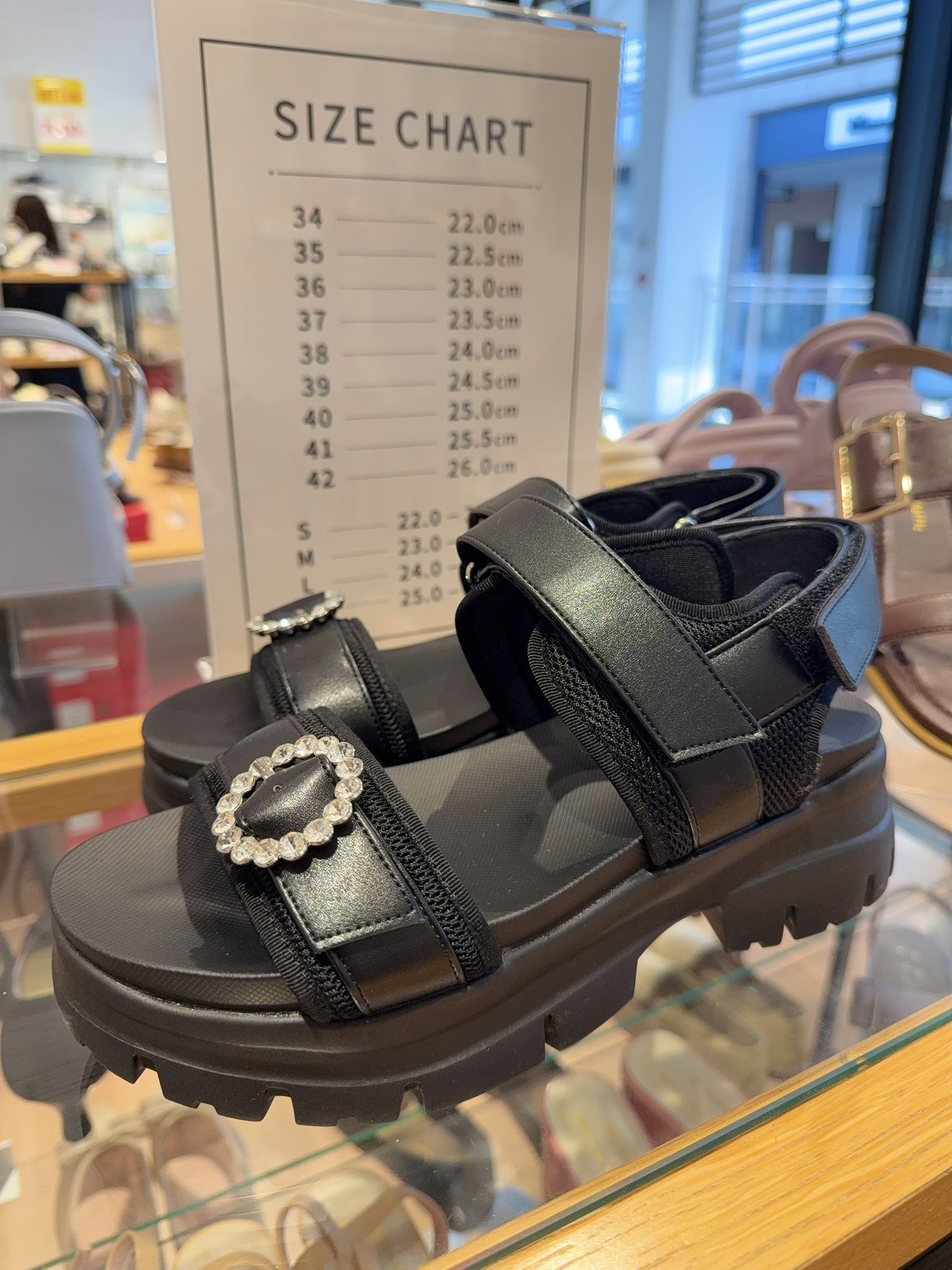 OL03 厚底2寸 $369 鞋盒+30