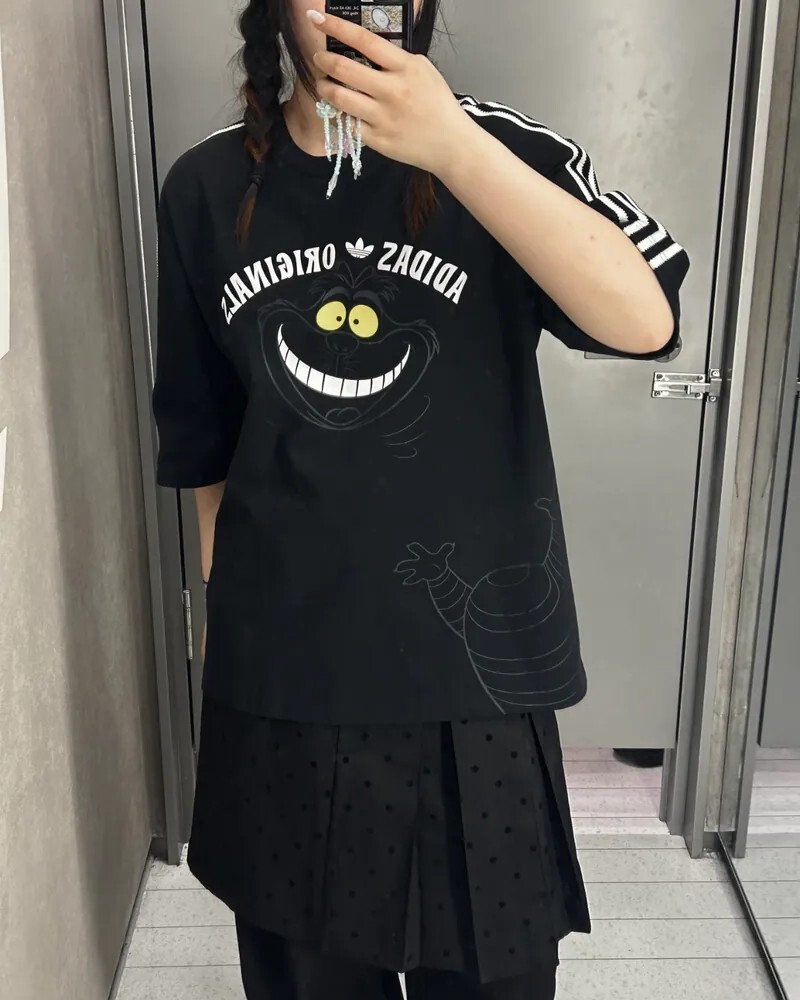 <奇幻旅程🧚🏻>ADIDAS X DISNEY 迪士尼 愛麗絲的夢遊仙境 柴郡貓 短T