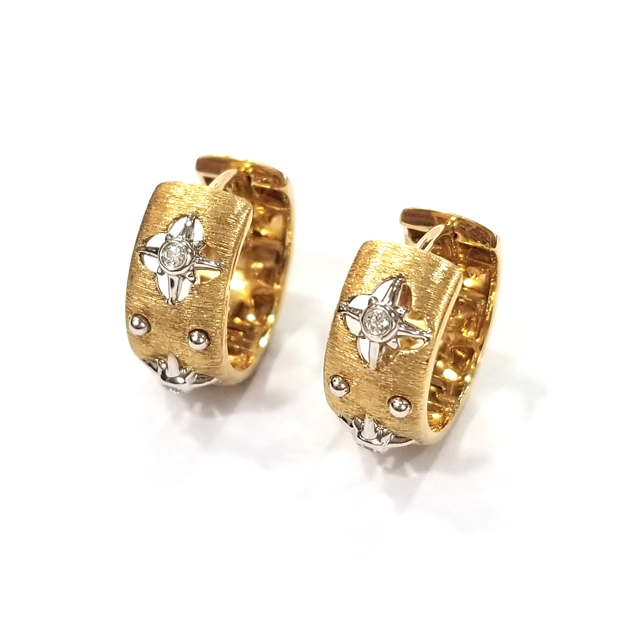 18K Yellow Gold And White Gold Lab Grown Diamond  Earrings