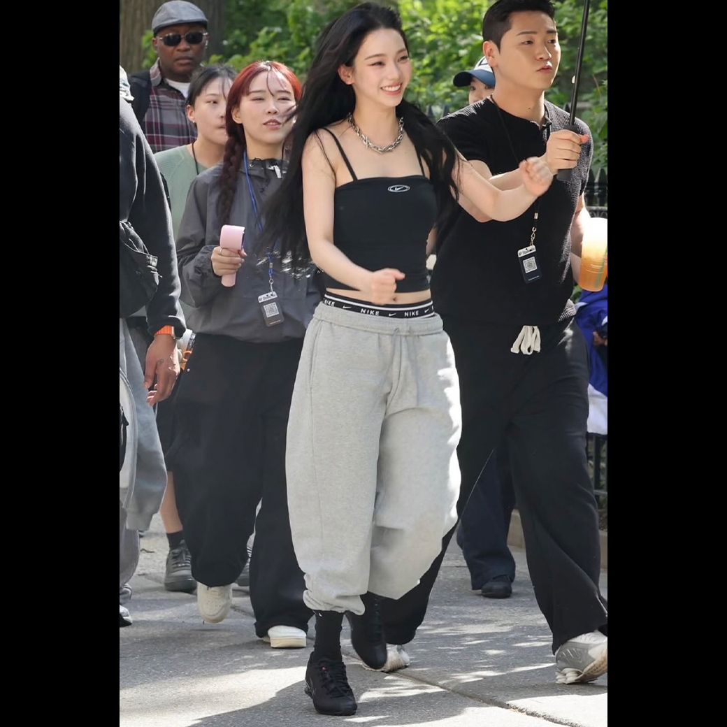 NIKE SHOX Z 劉知珉 Karina同款  復古 氣墊 緩震 彈簧鞋 黑色 (女款)