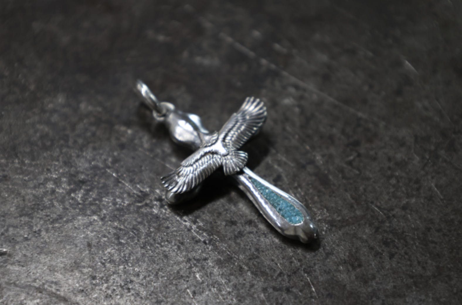 FC SE-1564 clover cross w eagle/tip turquoise
