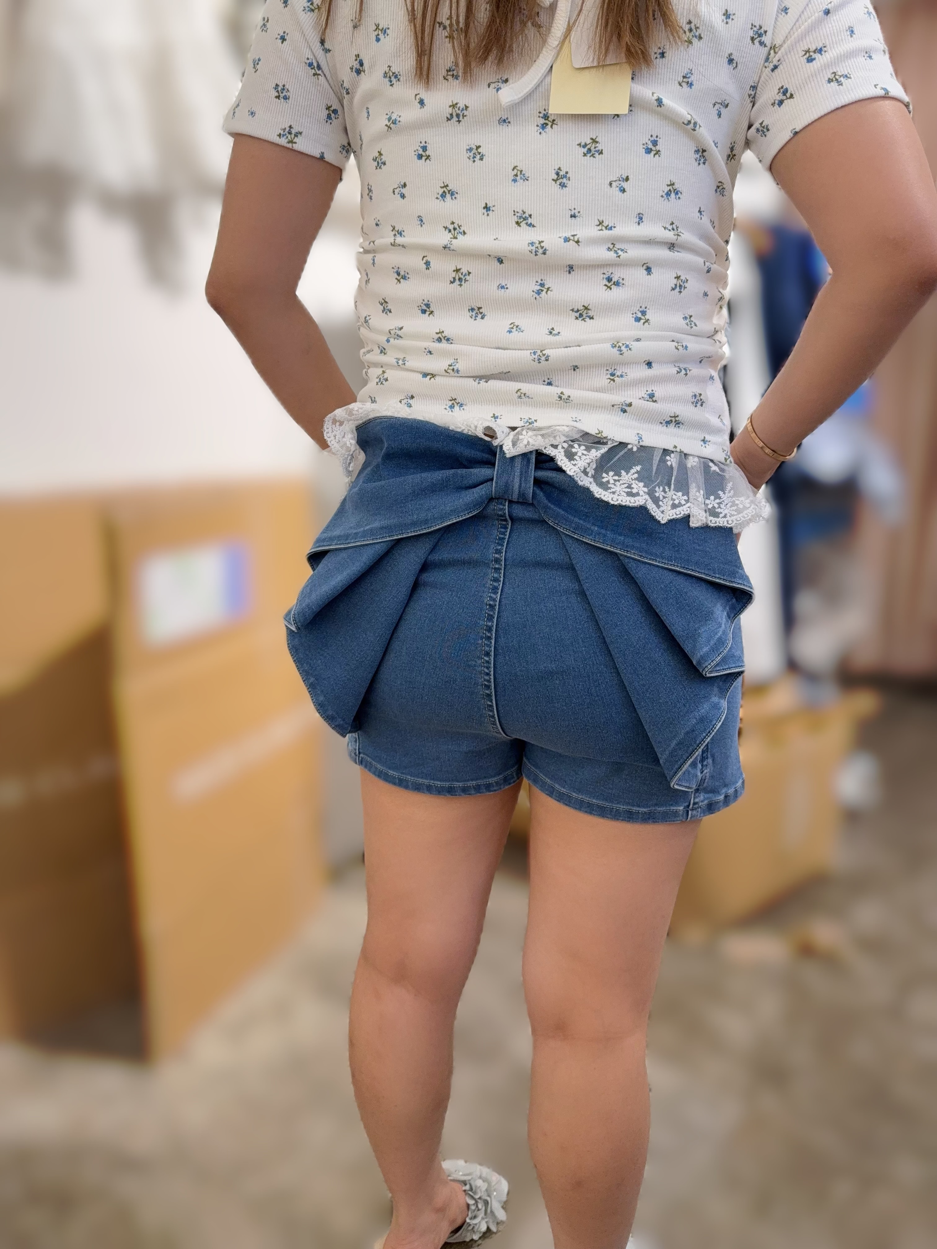 NC44  牛仔蝴蝶結短褲 腰27-34 長12 hip38-42 $299