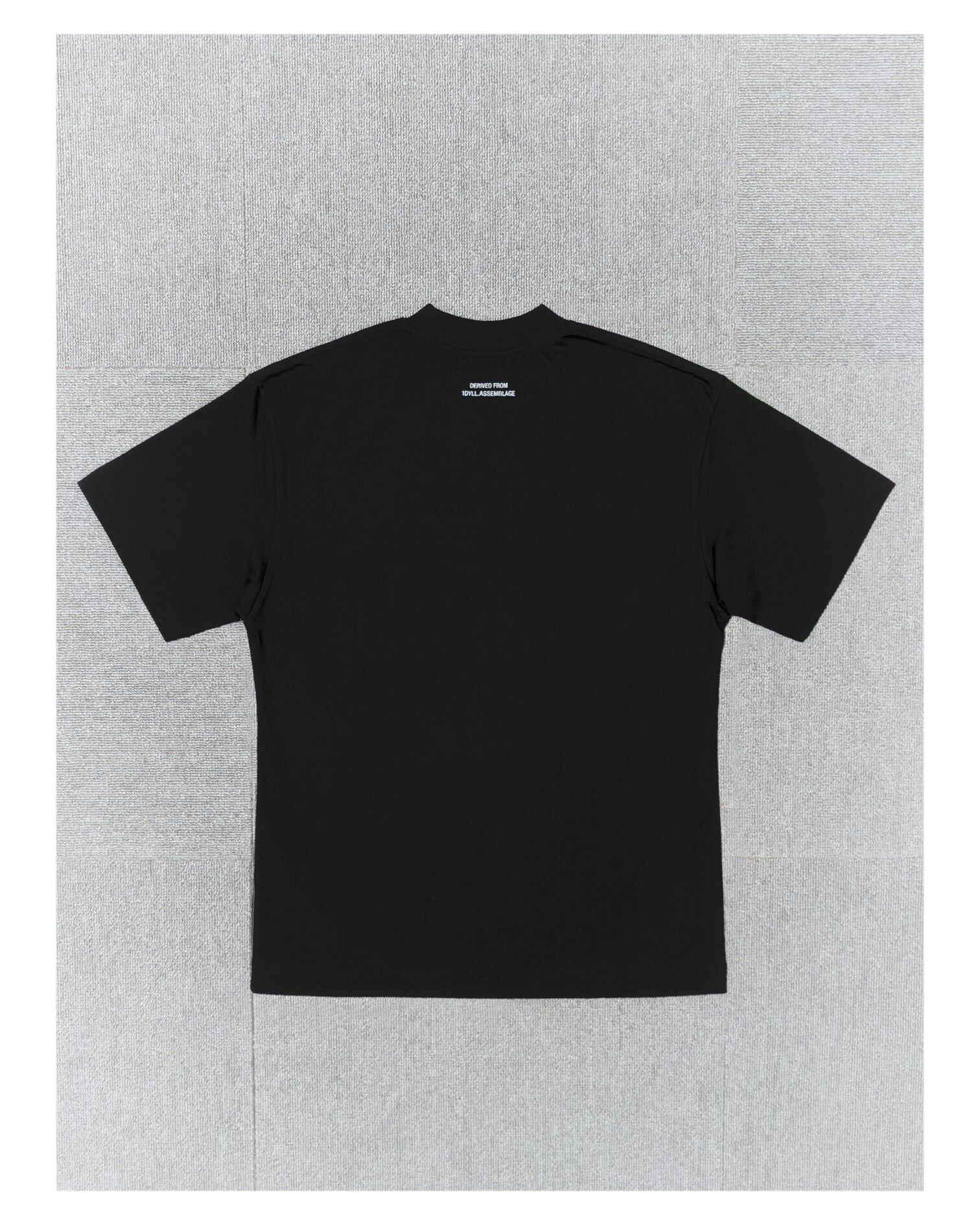 1dyLL｜1DS Cursive Logo Slim Tee (Black)