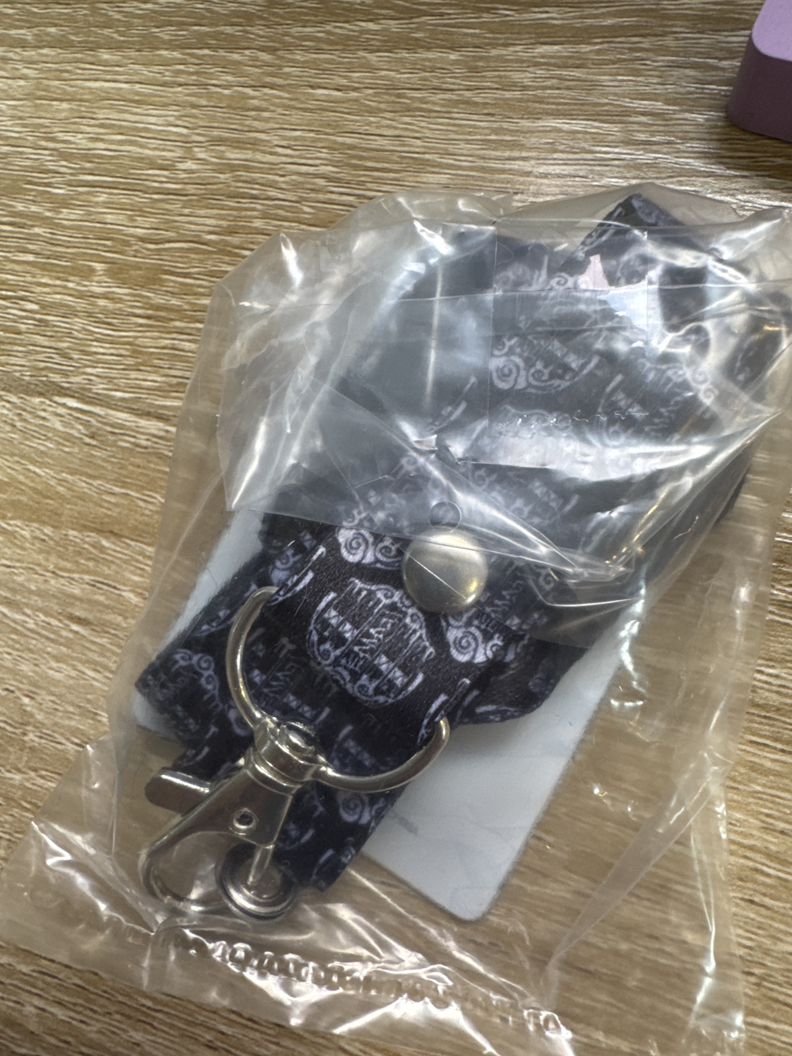 WIND BREAKER  梶蓮 証件套掛件#378