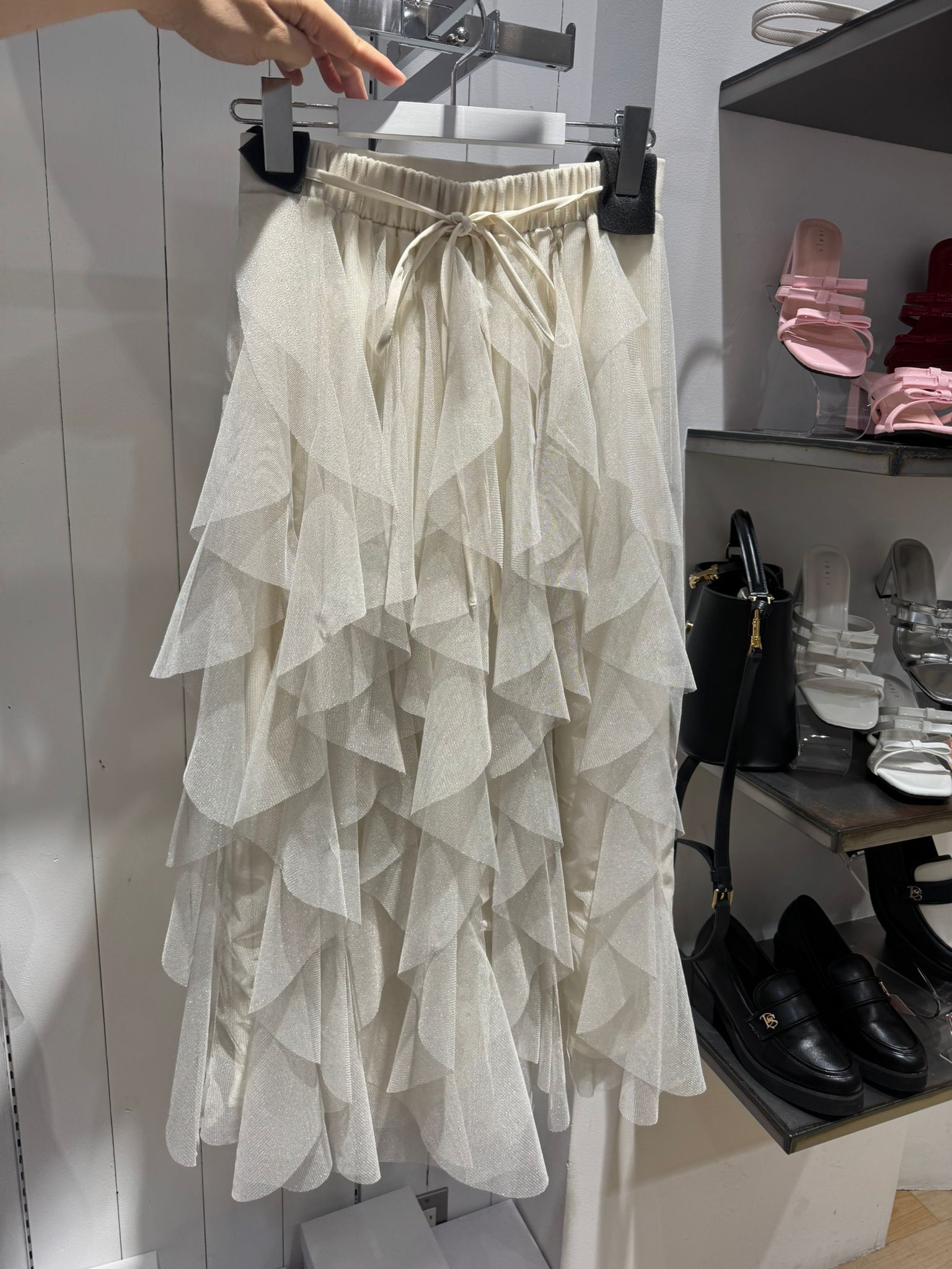 CA17   長裙 腰26-36 hip48 長32 $349