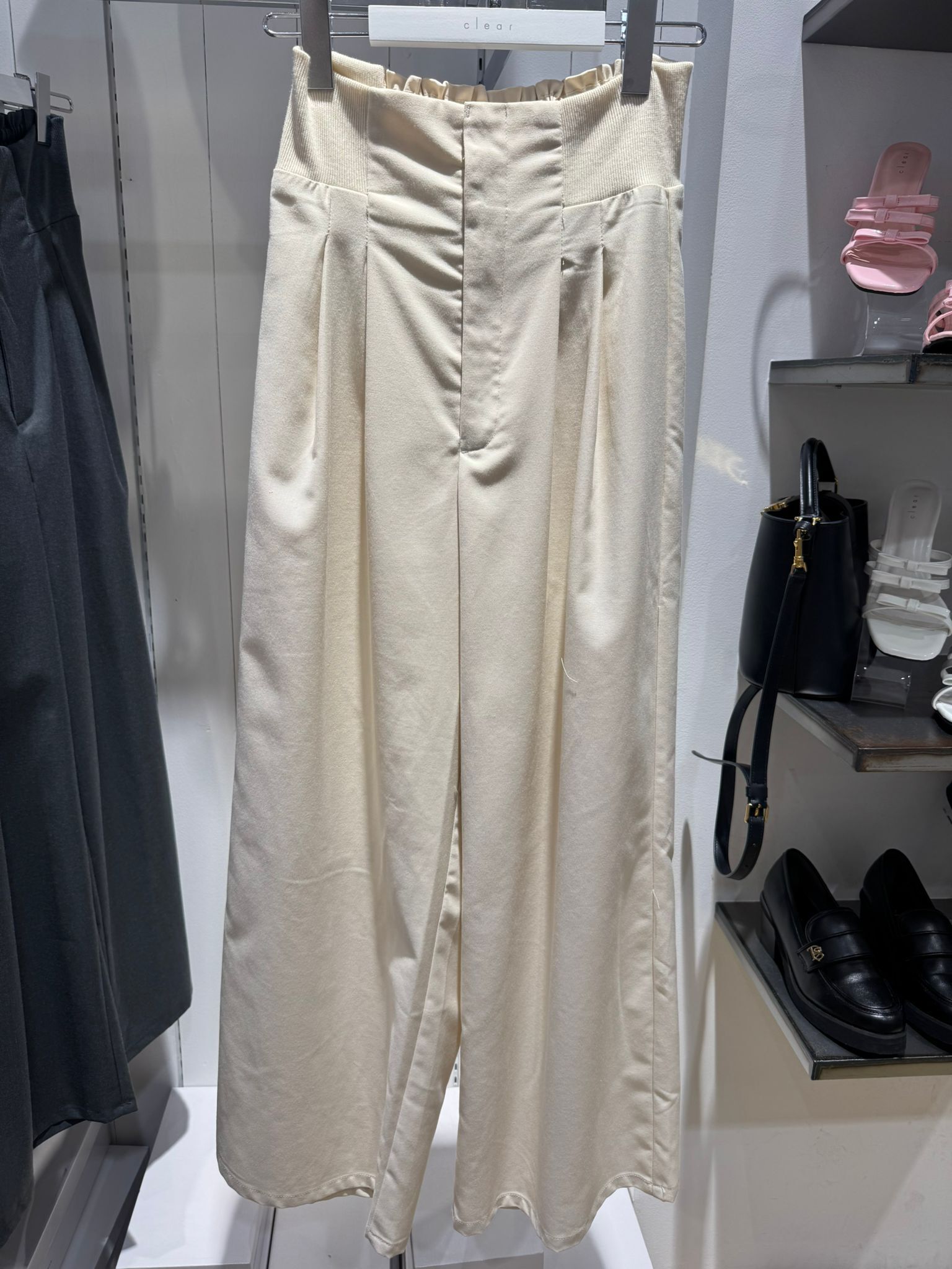 CA19 Fsize:長38 腰26-36 hip45 / PFsize:長38 腰27-37 hip46 $319
