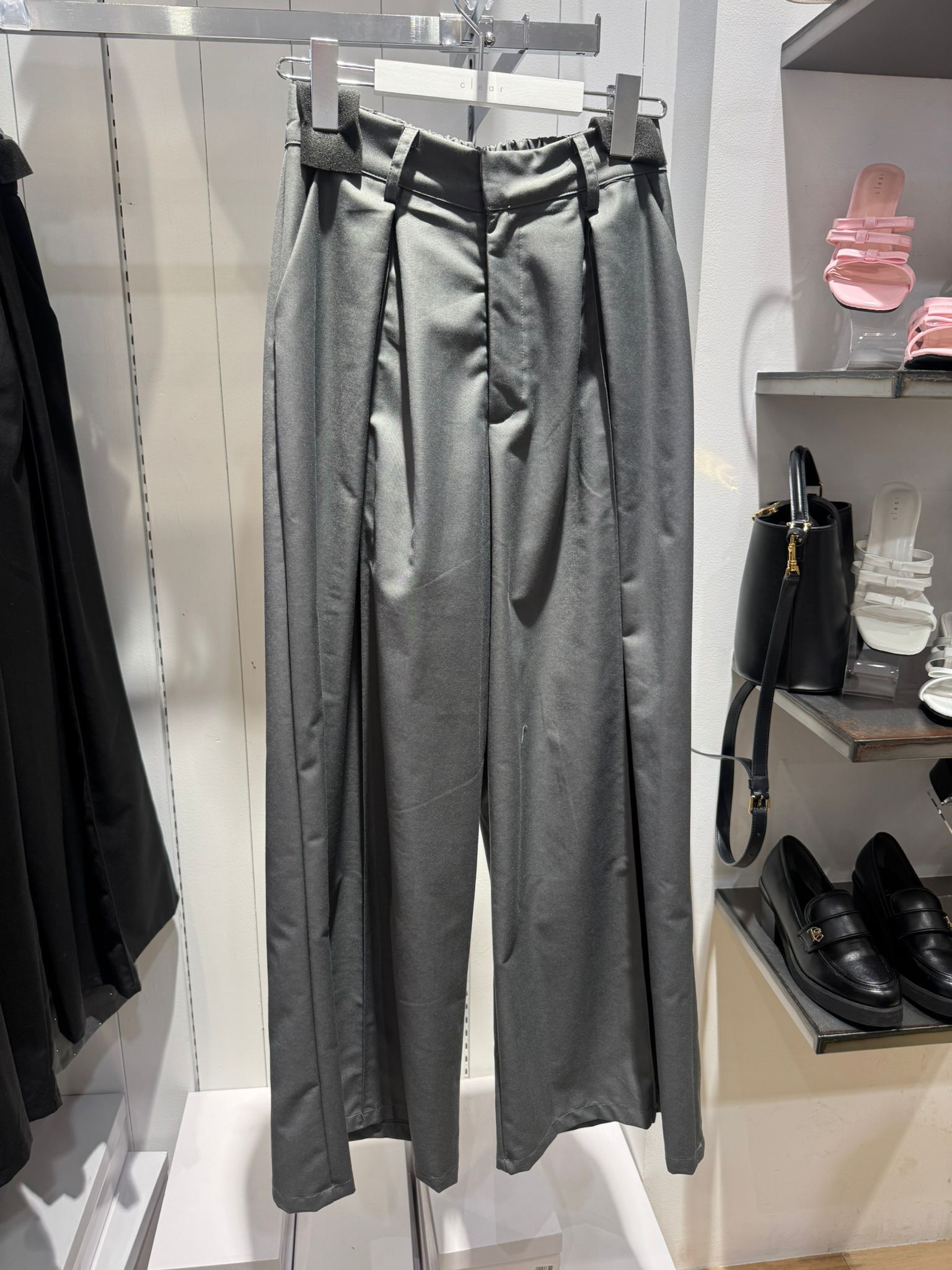 CA20  褲 Fsize :長36 腰26-32 hip50 /PFsize :長36  腰26-33 hip51 $319