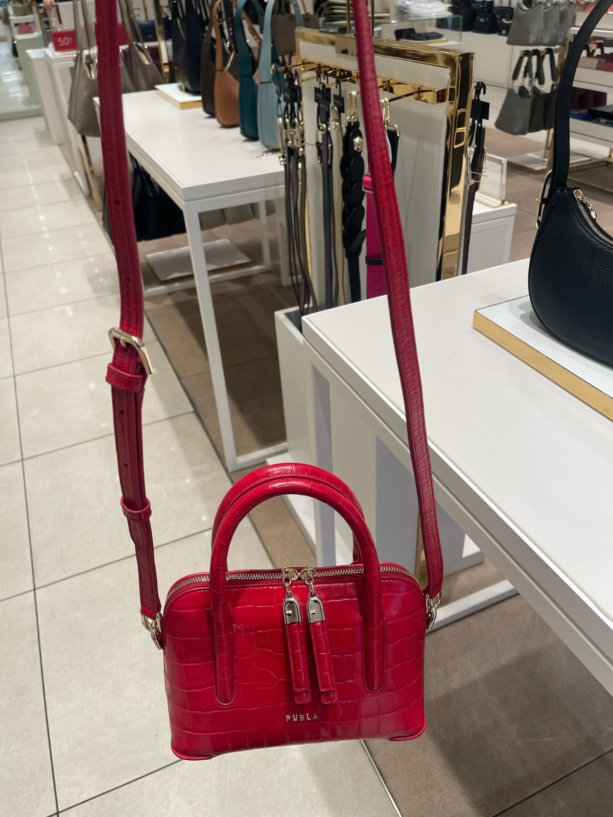 【預購】Furla H051670 紅色鱷魚紋壓紋Atmosfera手提包