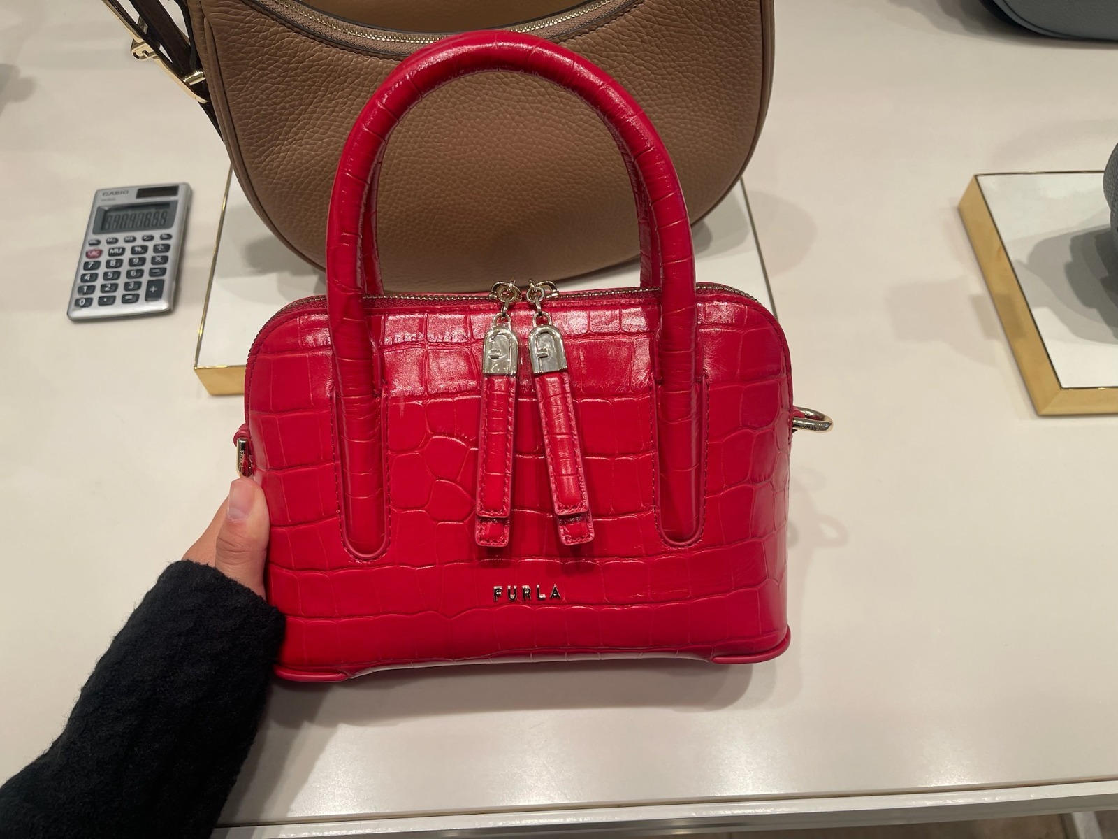 【預購】Furla H051670 紅色鱷魚紋壓紋Atmosfera手提包