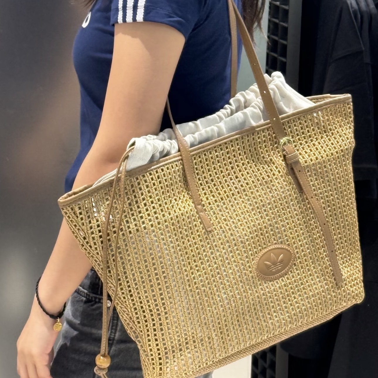 ADIDAS ORIGINALS 度假風 編織簍空 托特包 手提 肩背 愛迪達 LE9846