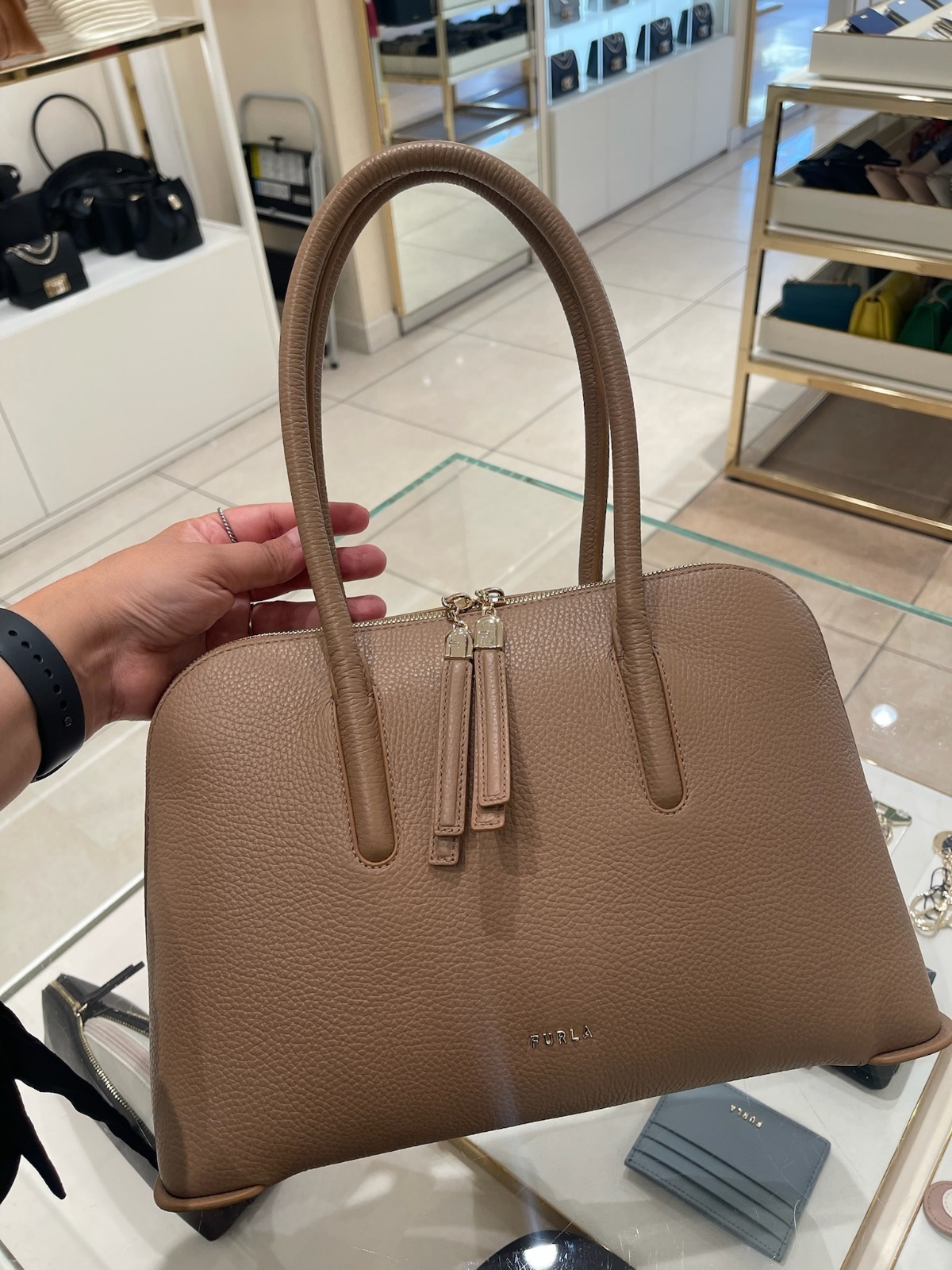 【預購】Furla H051683 Atmosfera 中號圓頂手提包
