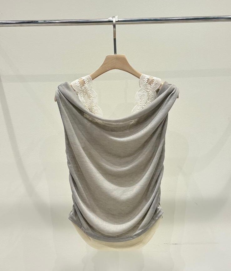 BR14 胸37-48長21 $349(一口價)