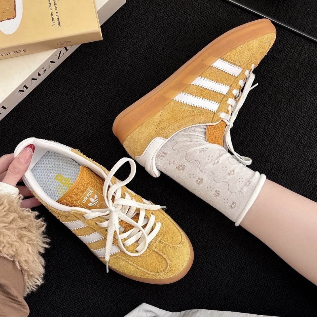 ADIDAS ORIGINALS GAZELLE 芒果黃 亮黃 麂皮 德訓鞋 愛迪達 HQ8716