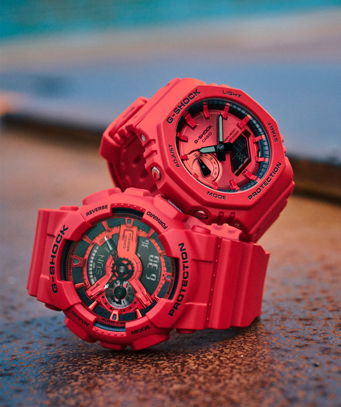 【CASIO 卡西歐】 G-SHOCK 火紅 自動日曆 LED光 耐衝擊  高防水 電子錶 矽膠錶帶 不鏽鋼殼 手錶 GA-2100RRB-4A