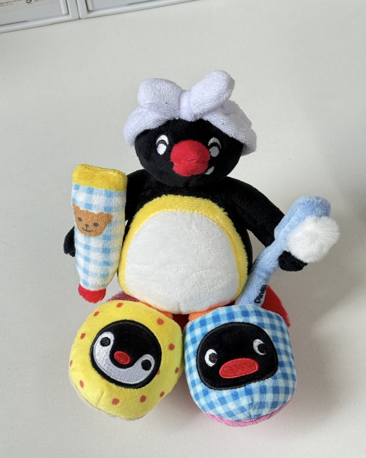 PINGU 企鵝家族 正版授權 無奇的一天 造型 鑰匙圈 吊飾 / 預購
