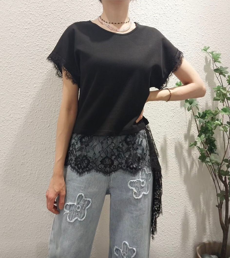 BT57 胸40-52 長23 $399 (一口價)