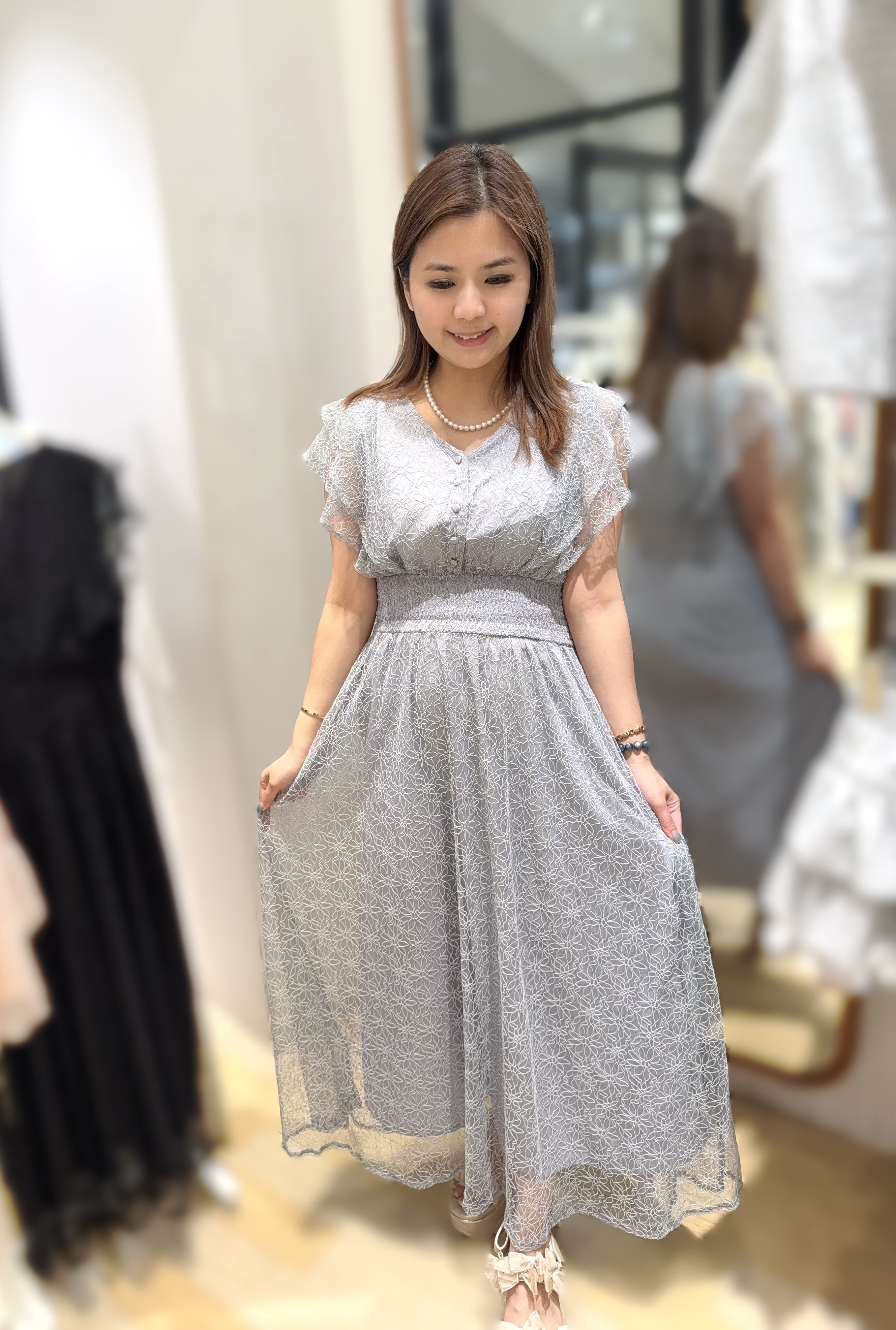 CA09 Fsize :胸39 長47 腰25-42 hip53 / PFsize: 胸40 長47 腰26-43 hip54 $369