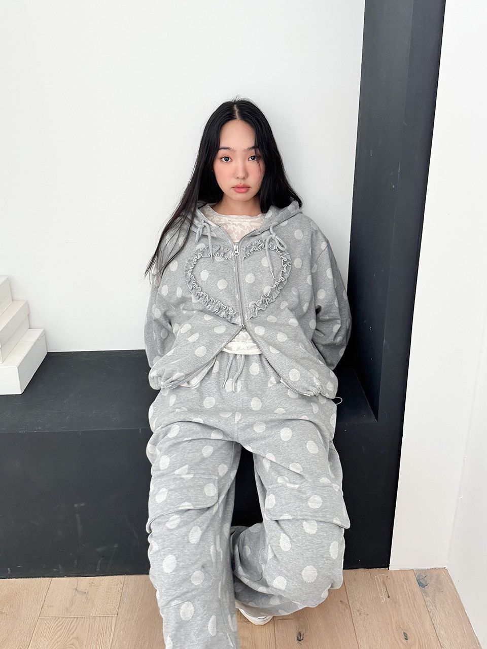 FUNFROMFUN 荷葉愛心帽T 點點灰 FRILL