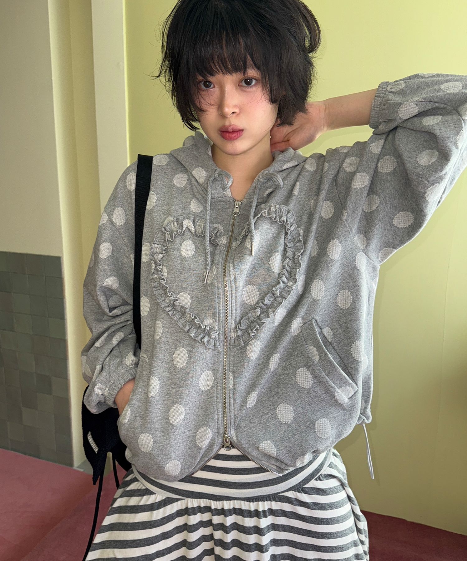 FUNFROMFUN 荷葉愛心帽T 點點灰 FRILL