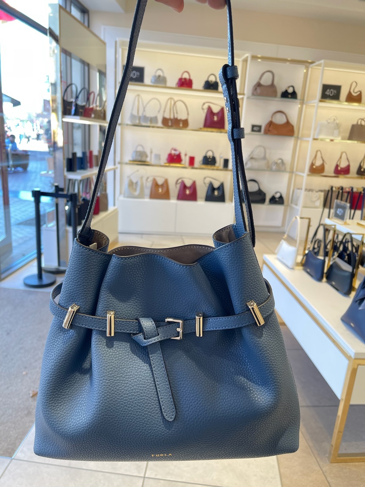 【預購】Furla H051724 Aura 大號水桶包