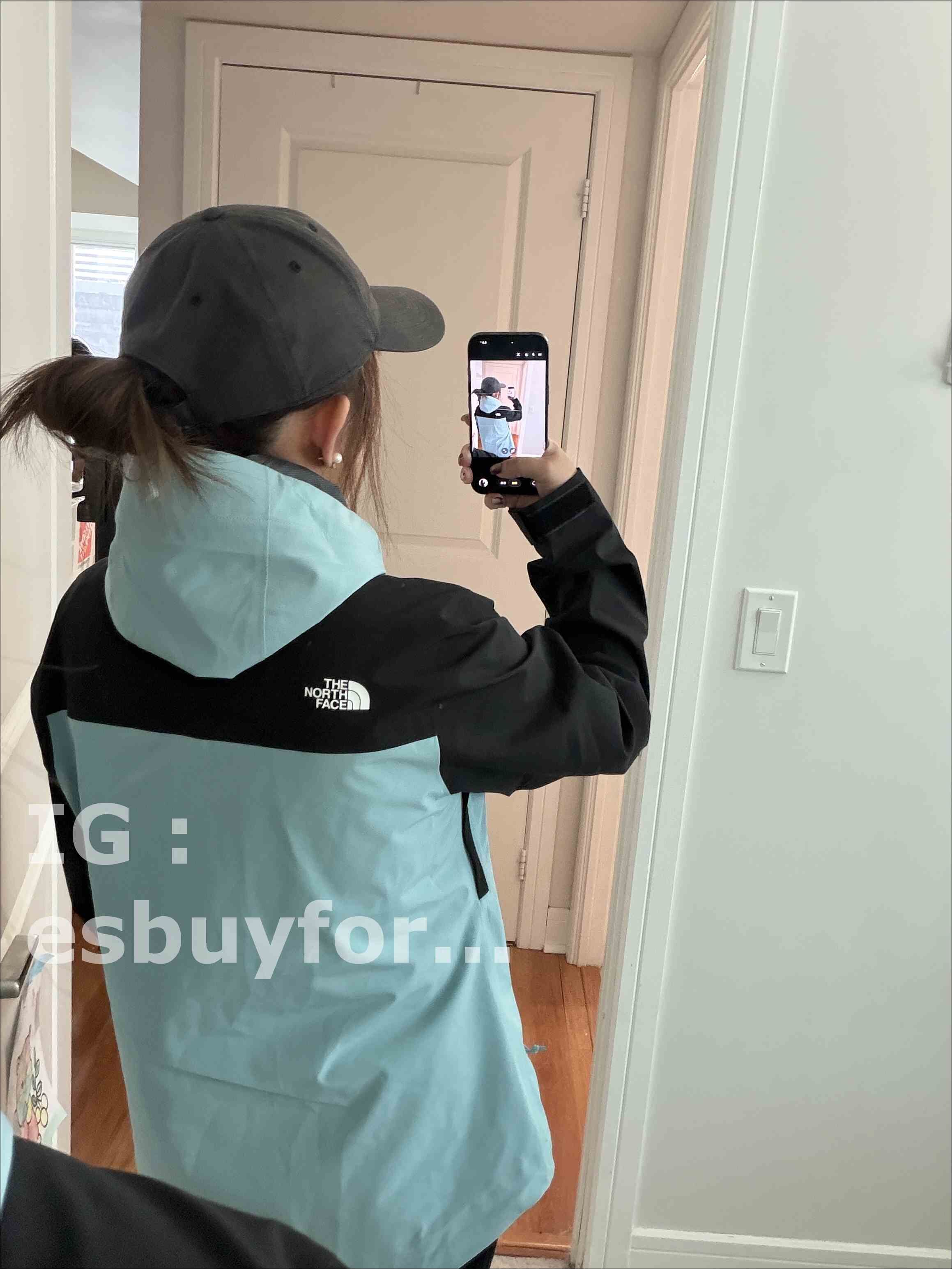 THE NORTH FACE 女款 Active Strch彈性機能面料 防風 防潑水 風衣外套
