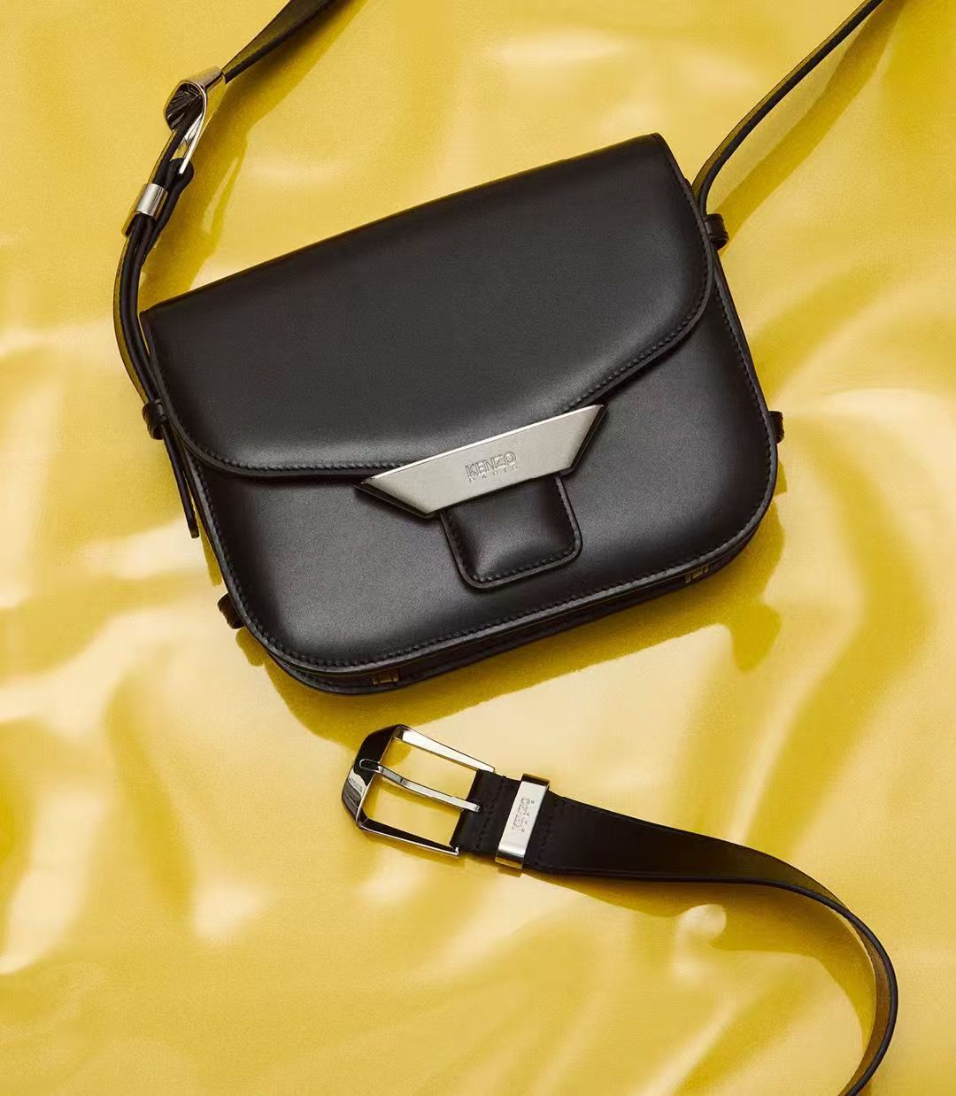 【預購】Kenzo H051804 腋下包（黑色）