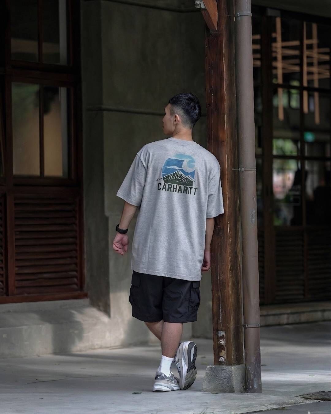 "代購" CARHARTT Relaxed Fit Lightweight Mountain Graphic T-Shirt 山脈圖案 短T
