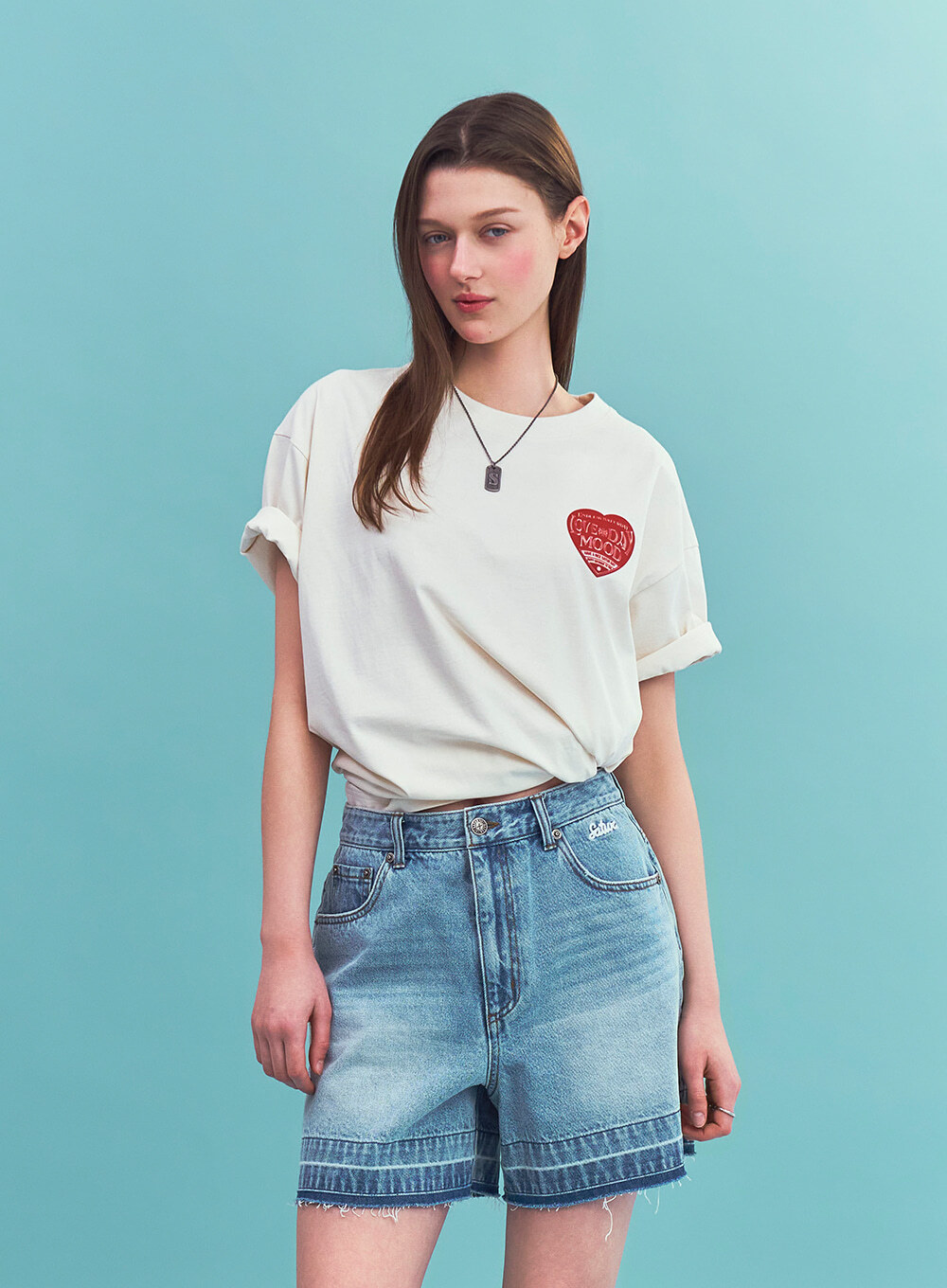SATUR Saturday Mood Small Graphic T-Shirt