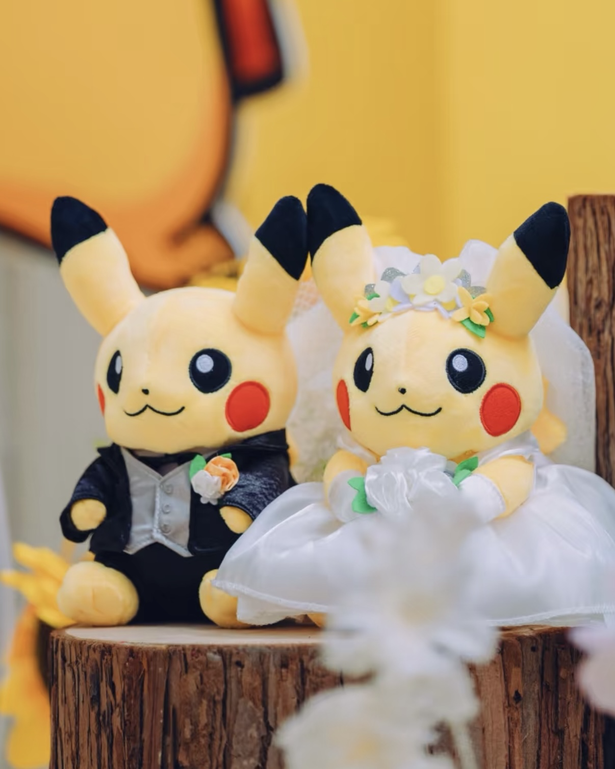 POKÉMON 寶可夢 皮卡丘 西式結婚禮服 娃娃 玩偶 公仔