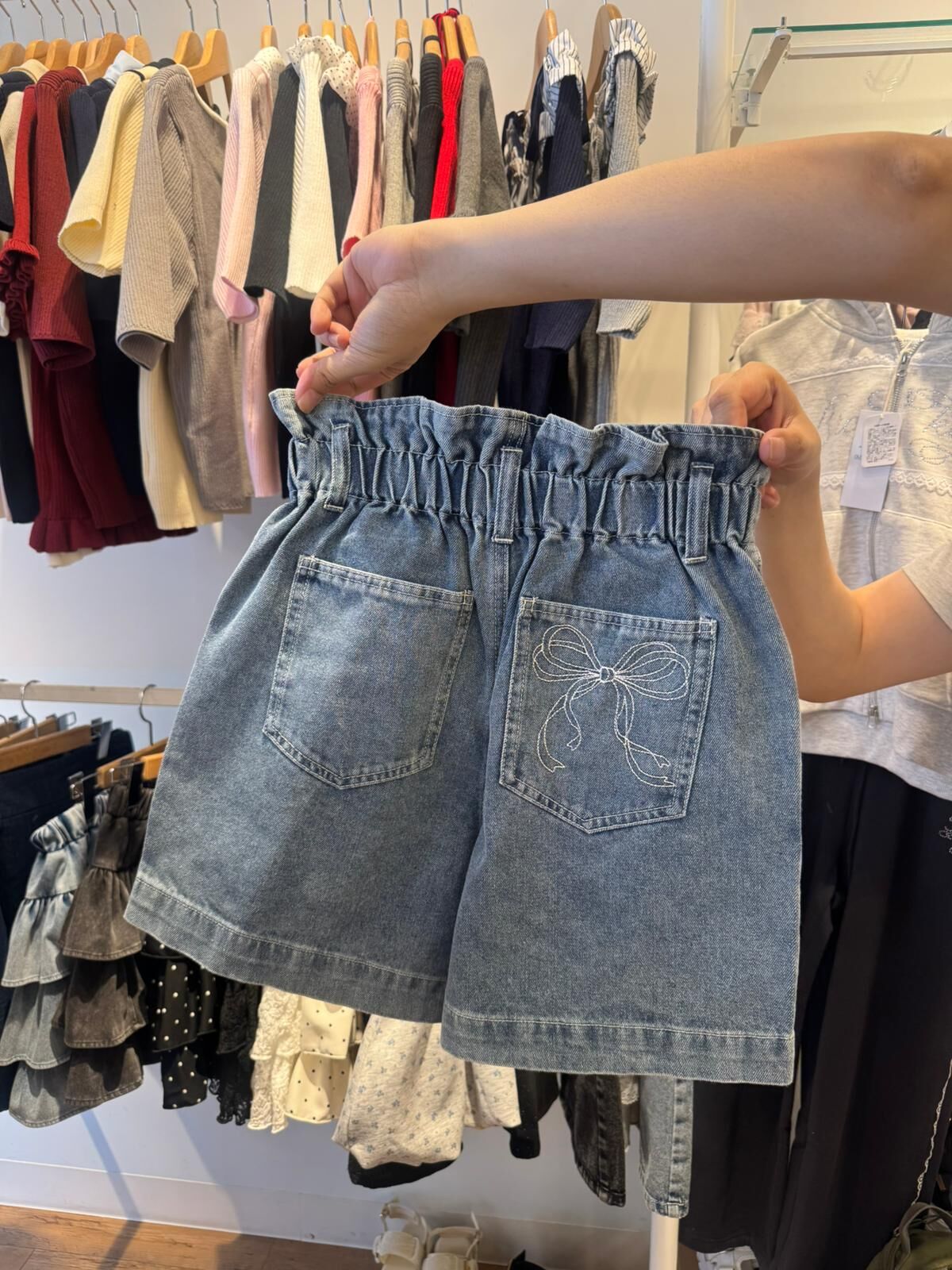 OE05  腰26-34 長16.5 hip 44  $299