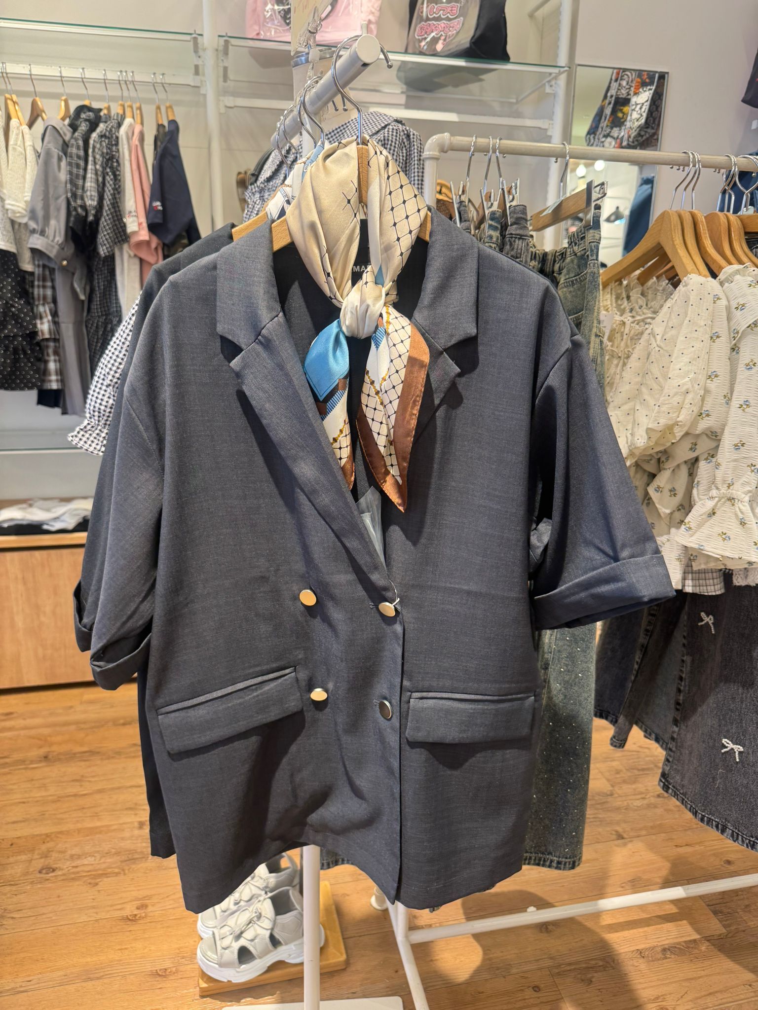 OE10 胸44 長28$359 連巾