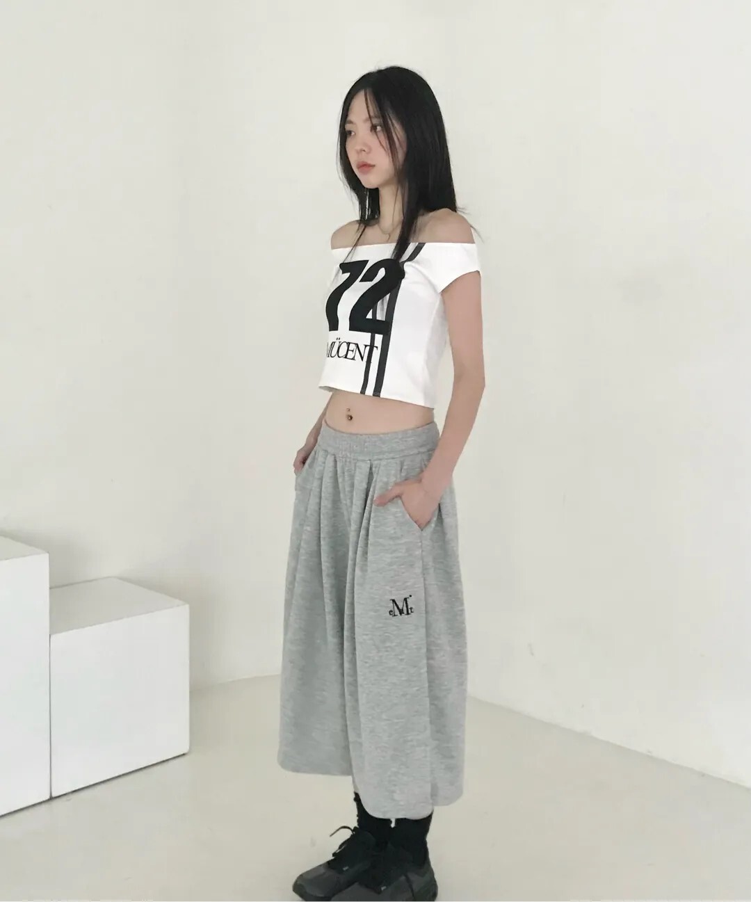 【OWN】MUCENT 休閒 棉褲 百慕達 運動褲 彈性腰 短褲 五分褲 七分褲 女款 男女通用 刺繡 黑色 灰色 白色 咖啡色 P00000ZK